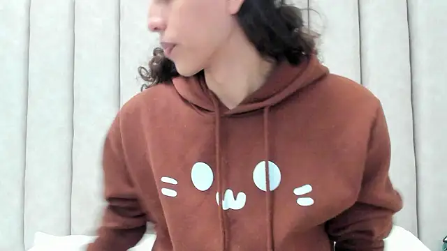 FreyaMoller online show from 02-15-26, 07:10