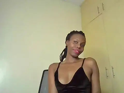 Snapshot of naughty_ebony-queen chatting on 12-27-24, 08:07 naughty ebony-queen online show from 12-27-24, 08:07