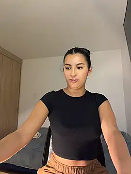 Snapshot of Kimm_khalifa chatting on 06-03-26, 12:02 Kimm khalifa online show from 06-03-26, 12:02