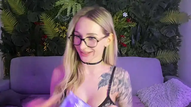 Horny Blond online show from 02-14-26, 09:06