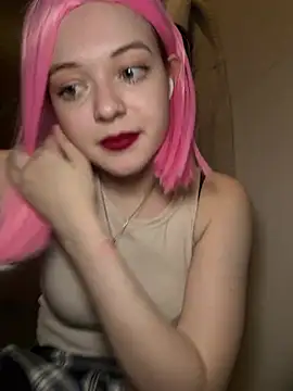 Snapshot of Times__Square chatting on 02-26-25, 08:37 Times Square online show from 02-26-25, 08:37