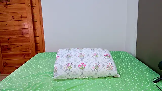 Cee chalynn online show from 01-03-25, 02:19