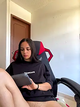 Snapshot of gabyaridi chatting on 12-04-24, 01:42 gabyaridi online show from 12-04-24, 01:42