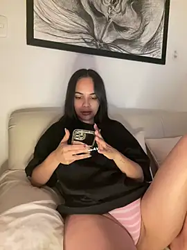 Snapshot of gabyaridi chatting on 12-20-24, 12:30 gabyaridi online show from 12-20-24, 12:30