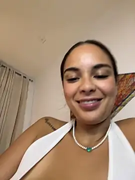 Snapshot of gabyaridi chatting on 02-23-25, 03:24 gabyaridi online show from 02-23-25, 03:24