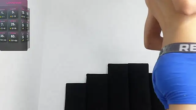 MarcoAlexLatino online show from 01-26-25, 05:34