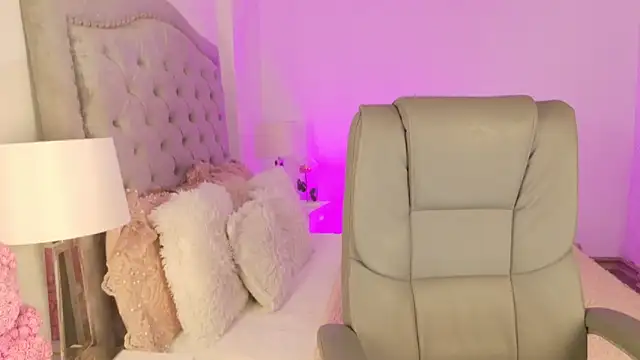 AshleyFerrer online show from 03-17-26, 05:27