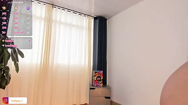 Harlyxu online show from 01-31-25, 09:48