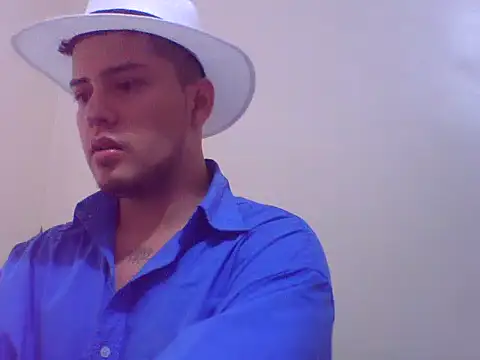 Malandralle online show from 12-05-25, 01:25