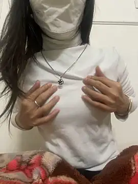 Tuongvy05 online show from 01-13-25, 11:27