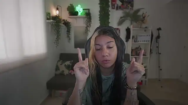 blvckbabyweed07 online show from 05-10-26, 03:06