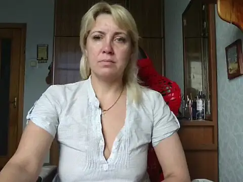 IrinaB1 online show from 06-22-26, 06:32