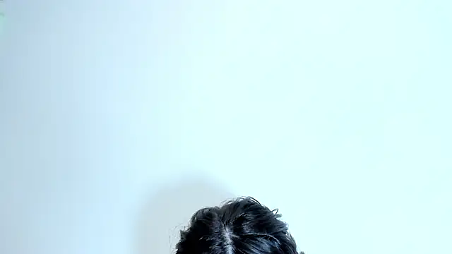 Snapshot of lizzy_davis_1 chatting on 12-18-25, 03:56 lizzy davis 1 online show from 12-18-25, 03:56