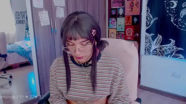 melissahowl online show from 10-23-25, 09:46