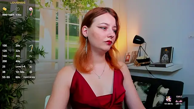 pretty little thing online show from 10-13-25, 02:50