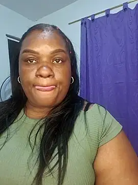 Snapshot of lilybaudyn_ chatting on 10-30-25, 09:26 lilybaudyn online show from 10-30-25, 09:26