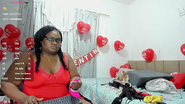 lilybaudyn  online show from 02-13-26, 10:17