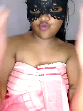 Snapshot of Sexy--queen1 chatting on 12-30-24, 07:00 Sexy--queen1 online show from 12-30-24, 07:00