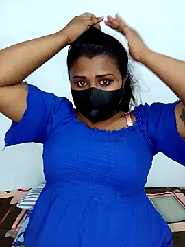 Snapshot of Sexy--queen1 chatting on 09-25-25, 05:44 Sexy--queen1 online show from 09-25-25, 05:44