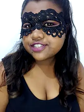 Snapshot of Sexy--queen1 chatting on 11-03-25, 08:10 Sexy--queen1 online show from 11-03-25, 08:10