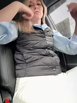 Snapshot of Crazy-Rosa chatting on 02-26-25, 08:37 Crazy-Rosa online show from 02-26-25, 08:37