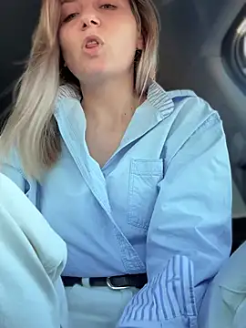 Snapshot of Crazy-Rosa chatting on 03-14-25, 12:07 Crazy-Rosa online show from 03-14-25, 12:07