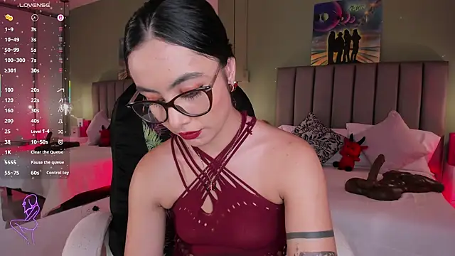 Snapshot of Samaanthaa_ chatting on 11-14-25, 01:15 Samaanthaa online show from 11-14-25, 01:15