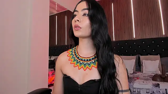 Snapshot of Samaanthaa_ chatting on 05-19-26, 01:28 Samaanthaa online show from 05-19-26, 01:28