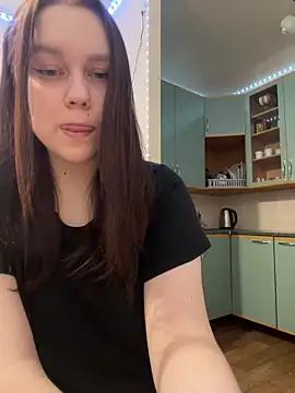 Snapshot of Marylallka5 chatting on 02-03-25, 01:52 Marylallka5 online show from 02-03-25, 01:52