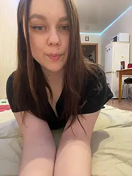 Snapshot of Marylallka5 chatting on 02-03-25, 04:57 Marylallka5 online show from 02-03-25, 04:57