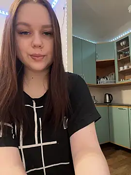 Snapshot of Marylallka5 chatting on 03-21-25, 06:18 Marylallka5 online show from 03-21-25, 06:18