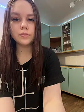 Snapshot of Marylallka5 chatting on 03-22-25, 06:47 Marylallka5 online show from 03-22-25, 06:47
