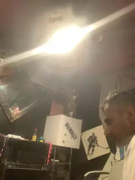 Gillygilly76 online show from 03-11-26, 05:52