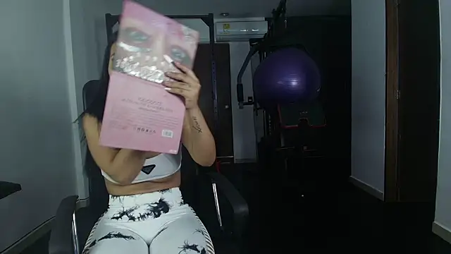 CoupleBigAss online show from 03-06-25, 11:14