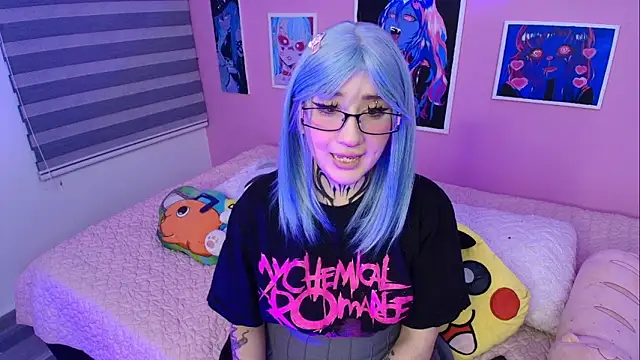 Miwa violet online show from 03-16-26, 03:12