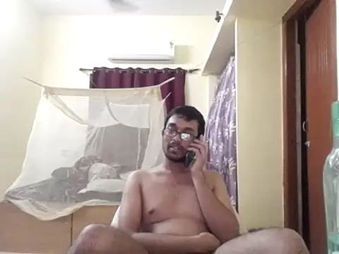 THE NAKED BOY online show from 12-18-25, 12:55