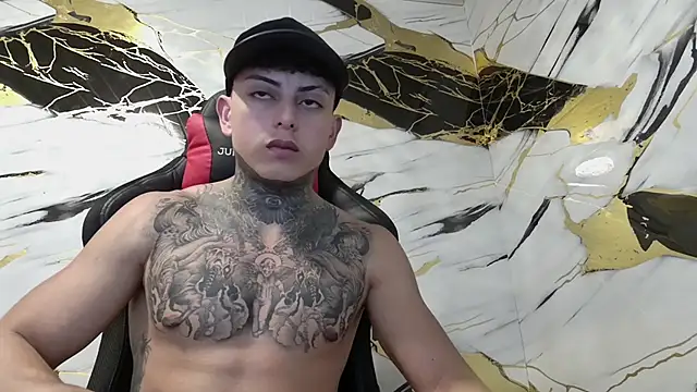 Kevin22 222 online show from 01-08-25, 07:03