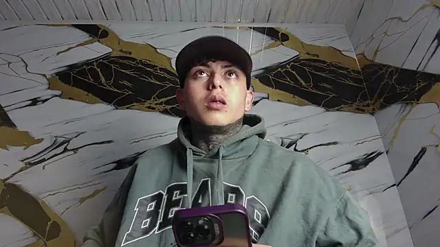 Kevin22 222 online show from 01-24-25, 03:11