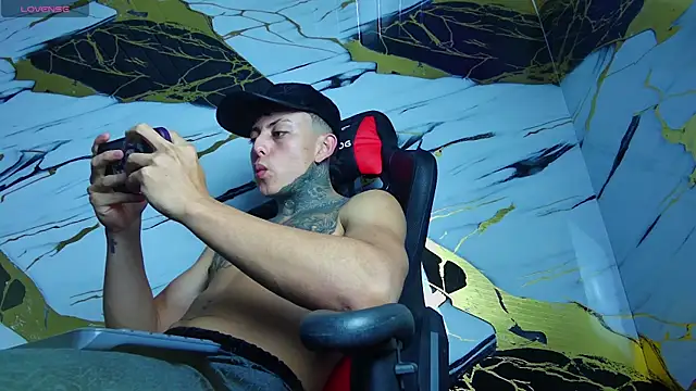 Kevin22 222 online show from 02-07-25, 11:24