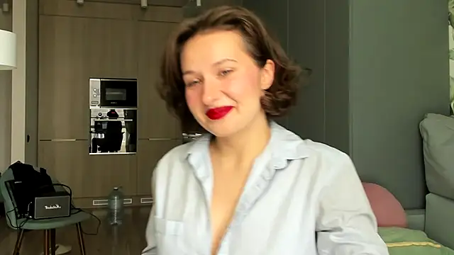 Lilith lutherlow online show from 09-27-25, 11:48