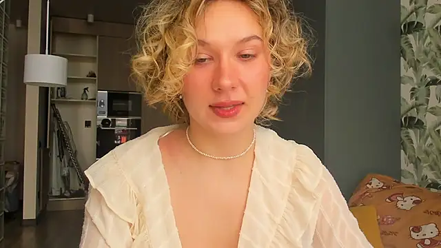 Lilith lutherlow online show from 02-16-26, 01:29