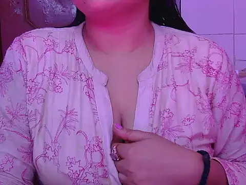 Snapshot of Manpreet_cute chatting on 10-30-25, 04:41 Manpreet cute online show from 10-30-25, 04:41