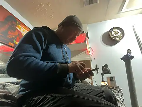 Snapshot of RawRyder8 chatting on 01-24-25, 12:41 RawRyder8 online show from 01-24-25, 12:41