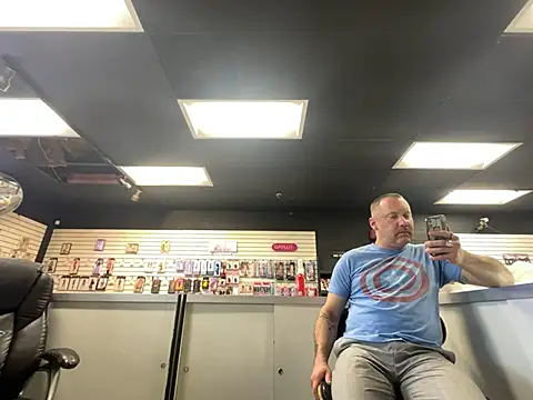 Snapshot of RawRyder8 chatting on 02-14-25, 08:05 RawRyder8 online show from 02-14-25, 08:05