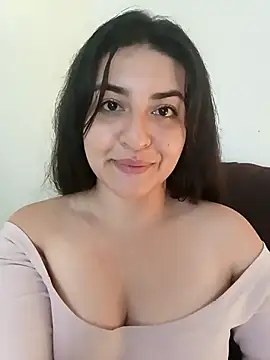 Snapshot of moritalatina chatting on 12-25-24, 04:22 moritalatina online show from 12-25-24, 04:22