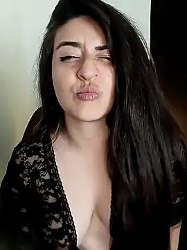 Snapshot of moritalatina chatting on 01-27-25, 12:54 moritalatina online show from 01-27-25, 12:54