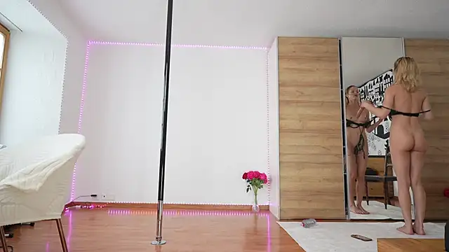 missdaisydiamond777 online show from 04-29-26, 09:24