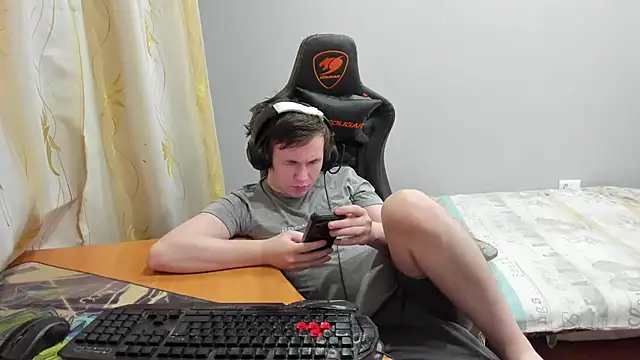 iliaskrislove online show from 02-12-26, 05:52