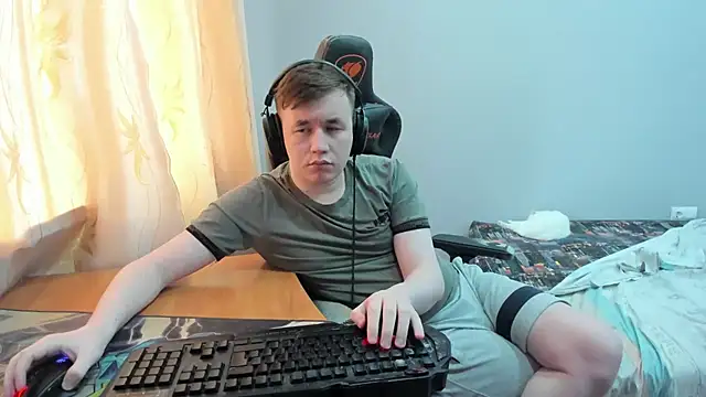 iliaskrislove online show from 04-26-26, 09:51