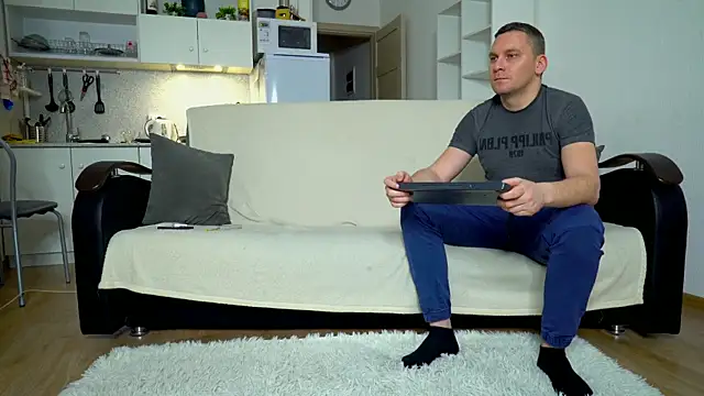 Snapshot of littlesweettifany chatting on 02-05-25, 03:09 littlesweettifany online show from 02-05-25, 03:09